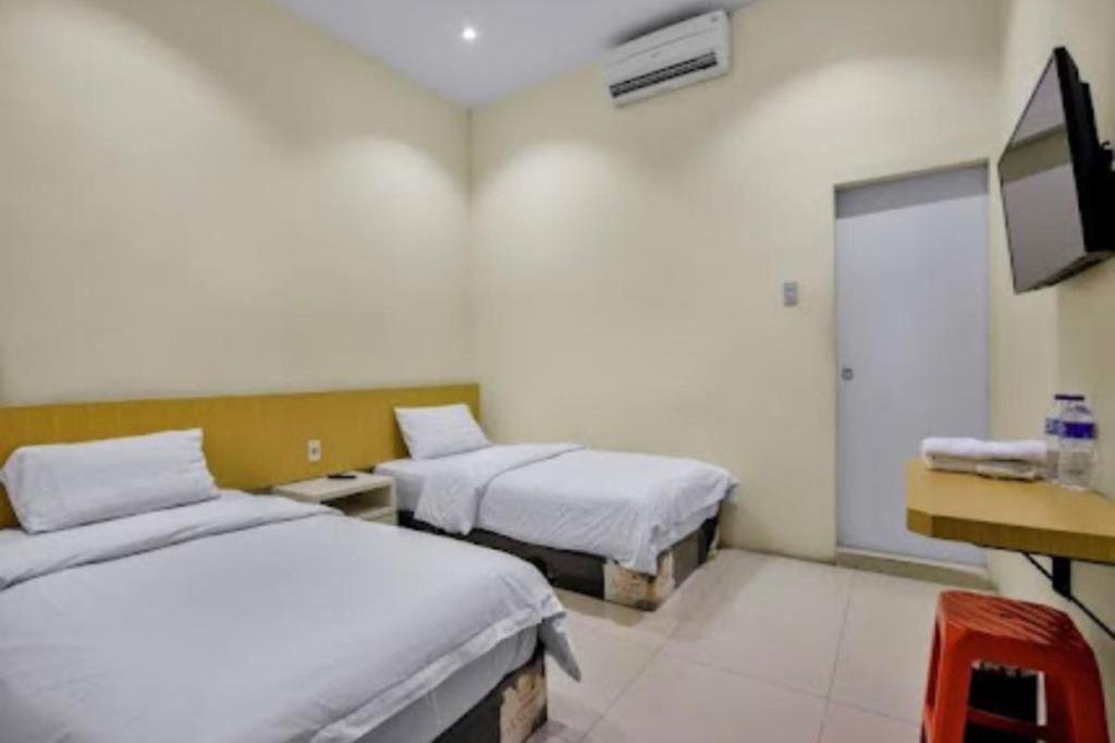 Oyo 92772 Losmen Diah Syariah Langsa المظهر الخارجي الصورة