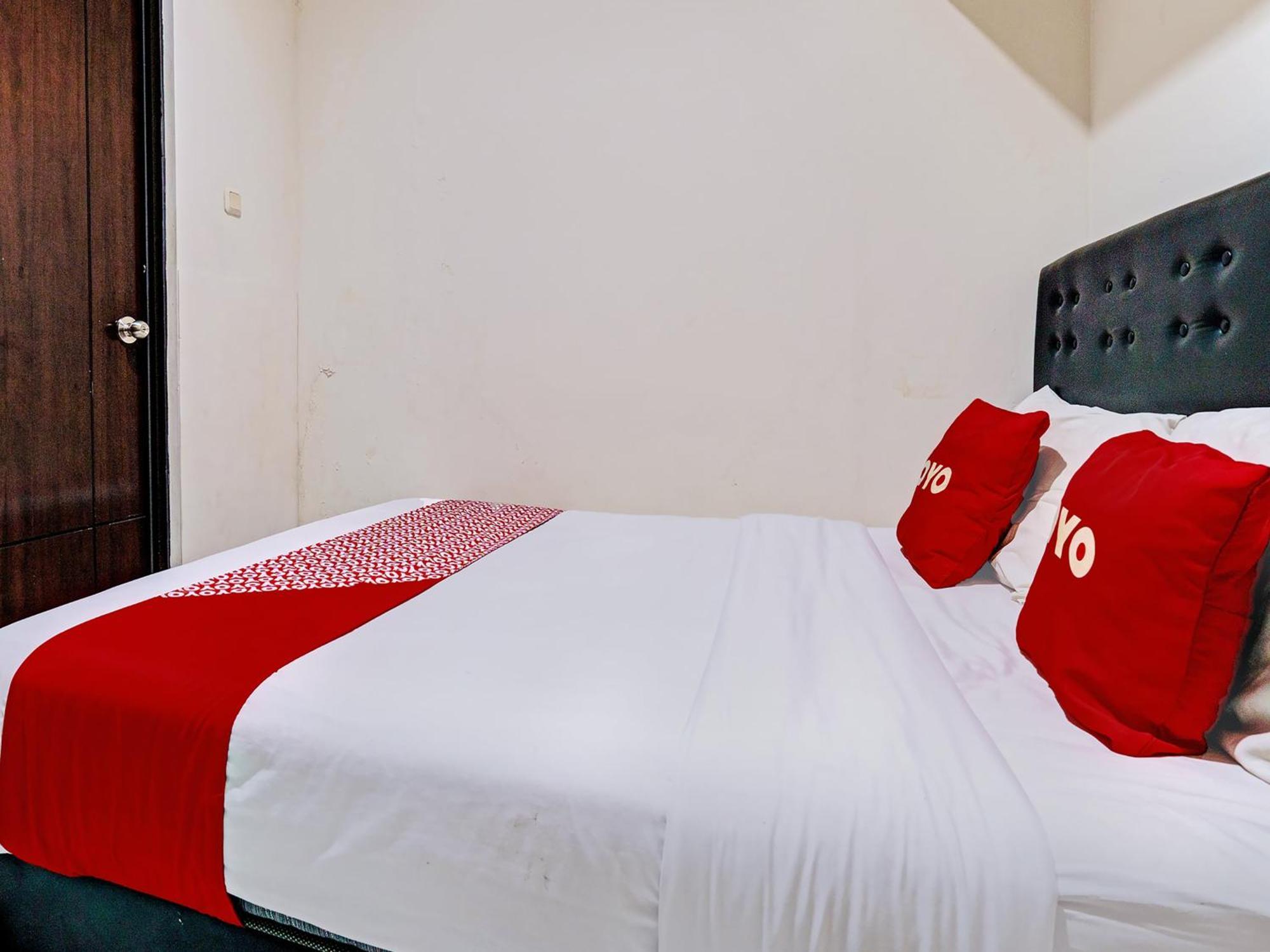 Oyo 92772 Losmen Diah Syariah Langsa المظهر الخارجي الصورة
